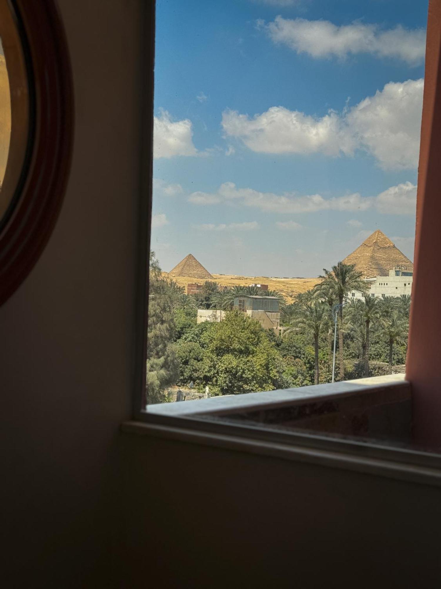 Kafret el-Gabal Almas Pyramids View Hotel מראה חיצוני תמונה