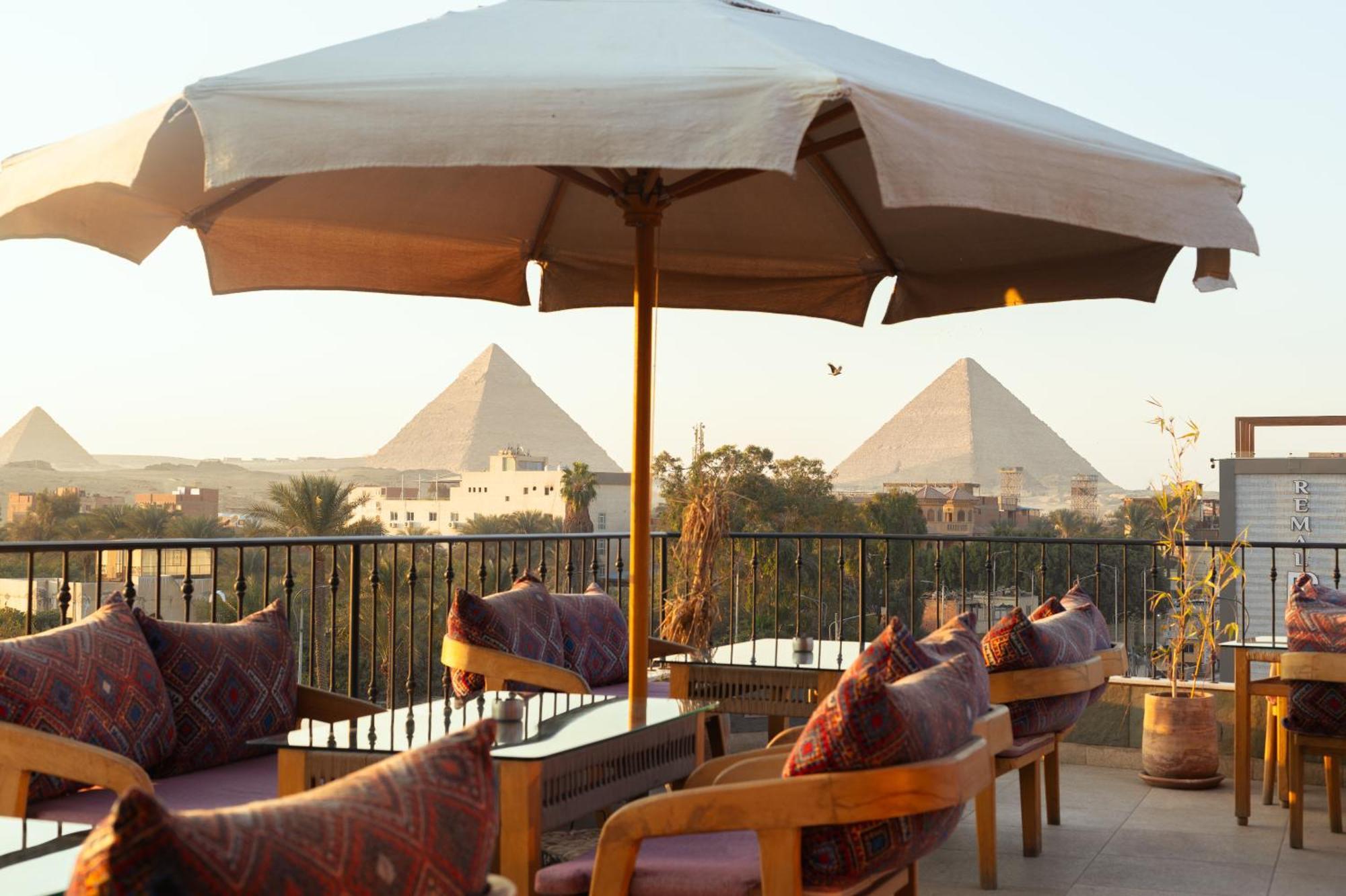 Kafret el-Gabal Almas Pyramids View Hotel מראה חיצוני תמונה
