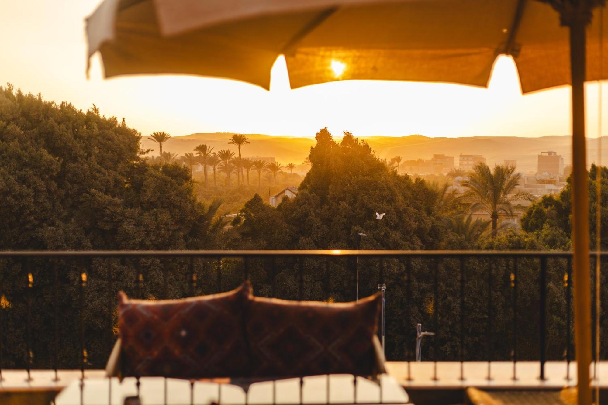 Kafret el-Gabal Almas Pyramids View Hotel מראה חיצוני תמונה